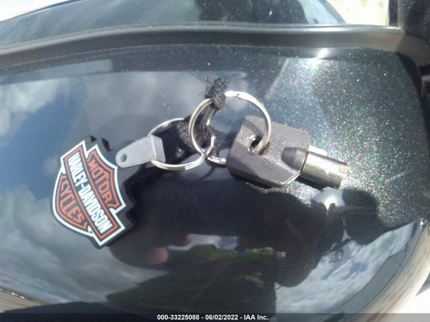 2007 HARLEY-DAVIDSON FLHX 1HD1KB4197Y716094