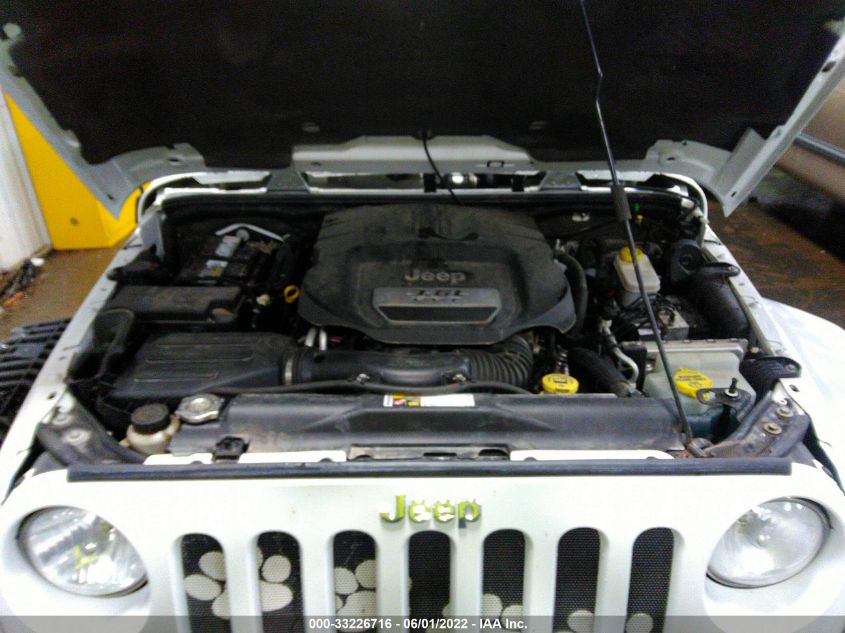 2013 JEEP WRANGLER UNLIMITED SAHARA 1C4BJWEGXDL595300