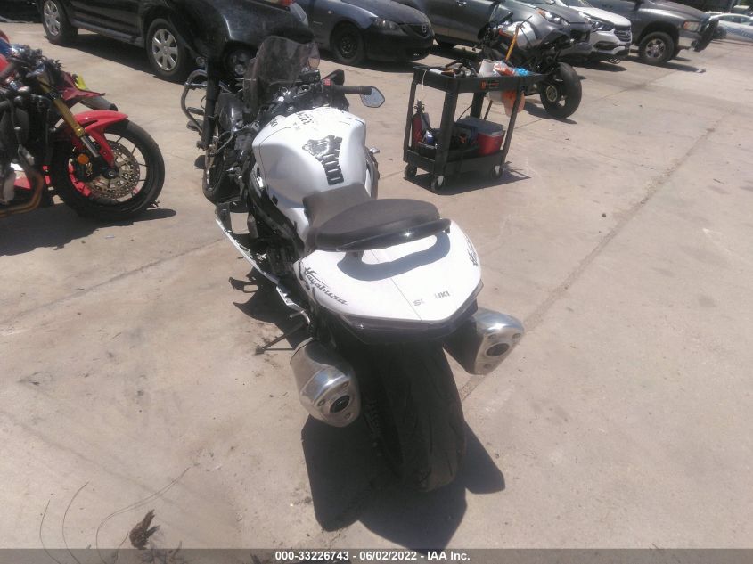2022 SUZUKI GSX1300 RR JS1EJ11B4N7101723