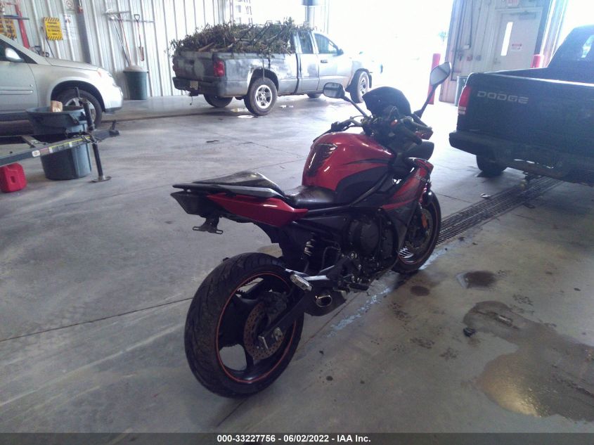 2011 YAMAHA FZ6 R JYARJ18E1BA007218
