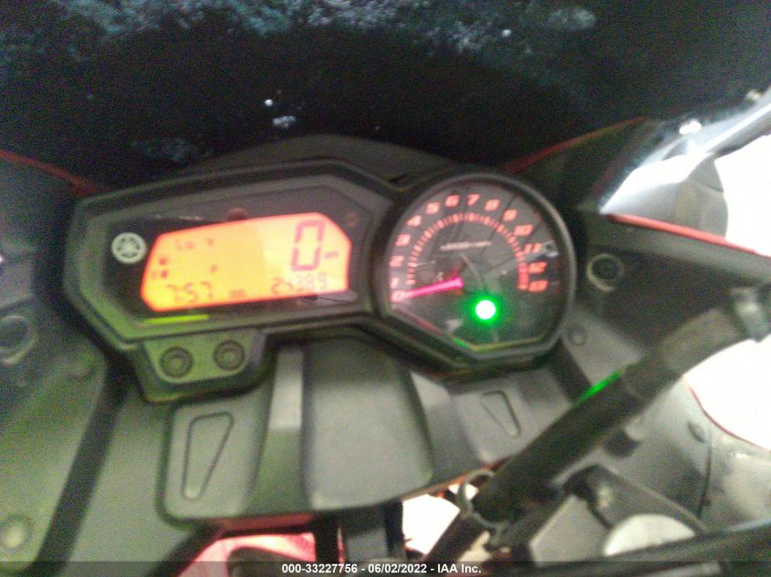 2011 YAMAHA FZ6 R JYARJ18E1BA007218