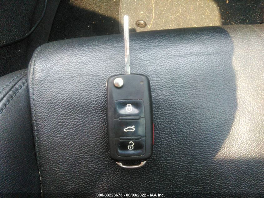 2013 VOLKSWAGEN GTI DRIVER'S EDITION WVWHV7AJ1DW139853