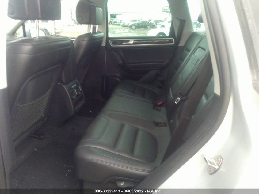 2013 VOLKSWAGEN TOUAREG EXEC WVGEF9BP5DD002324