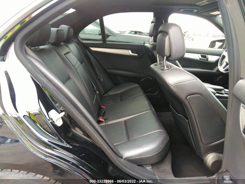 2013 MERCEDES-BENZ C-CLASS C 250 LUXURY WDDGF4HB5DA779377