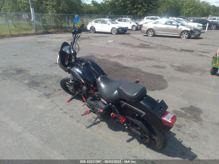 2000 HARLEY-DAVIDSON FXDX 1HD1GJV32YY320716