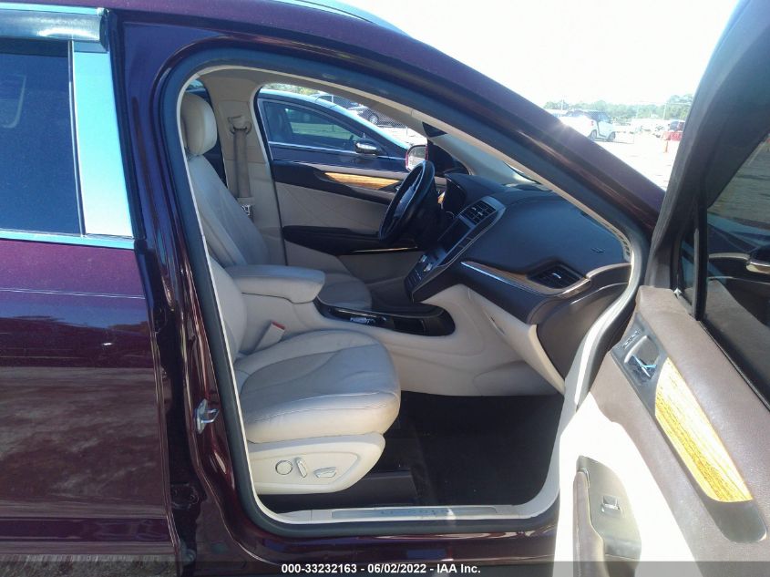 2016 LINCOLN MKC SELECT 5LMCJ2C91GUJ00684