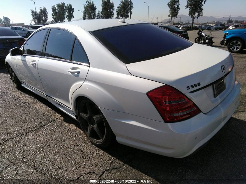 2013 MERCEDES-BENZ S-CLASS S 550 WDDNG7DB9DA501805