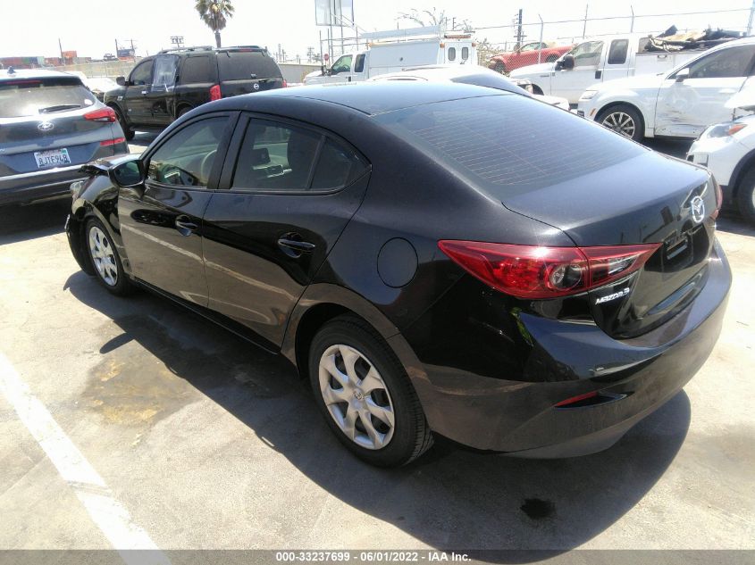2018 MAZDA MAZDA3 4-DOOR SPORT 3MZBN1U76JM226160
