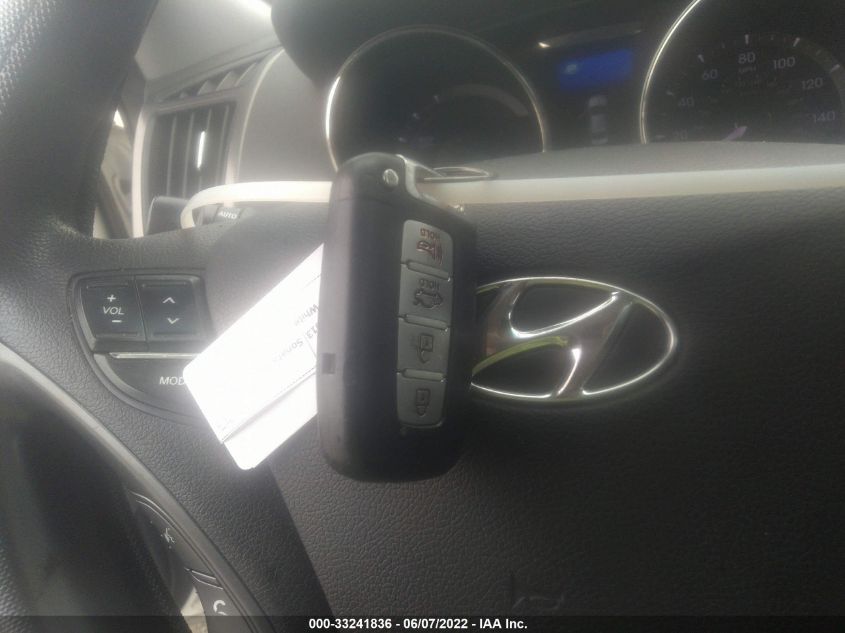 2013 HYUNDAI SONATA HYBRID KMHEC4A40DA088310