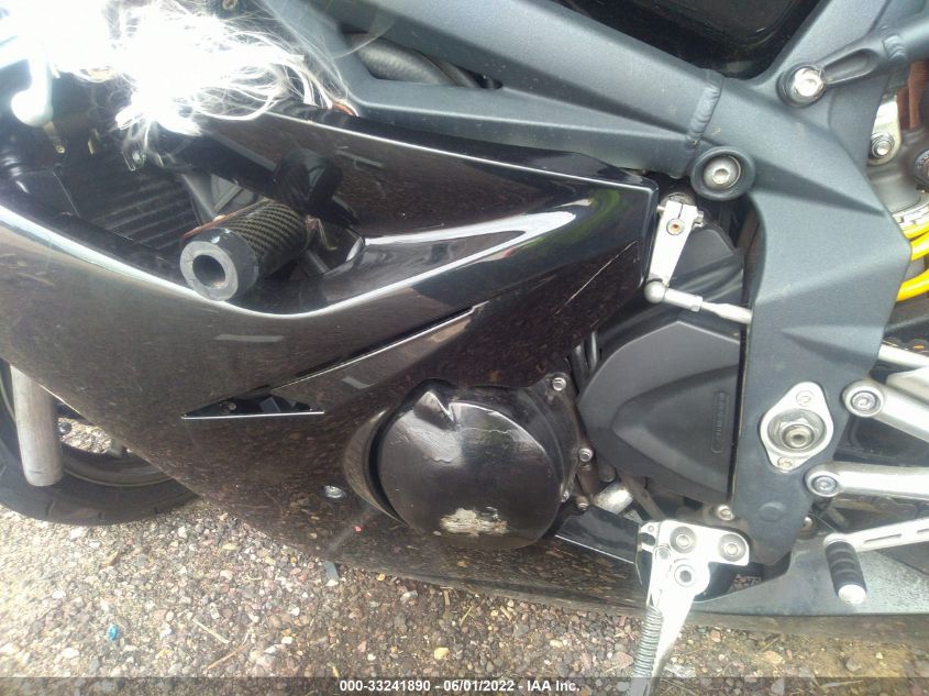 2011 TRIUMPH MOTORCYCLE DAYTONA 675 SMTD00NS9BJ452846