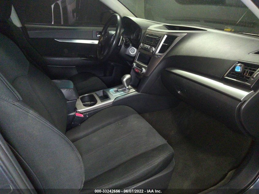 2014 SUBARU LEGACY 2.5I 4S3BMBA63E3032572