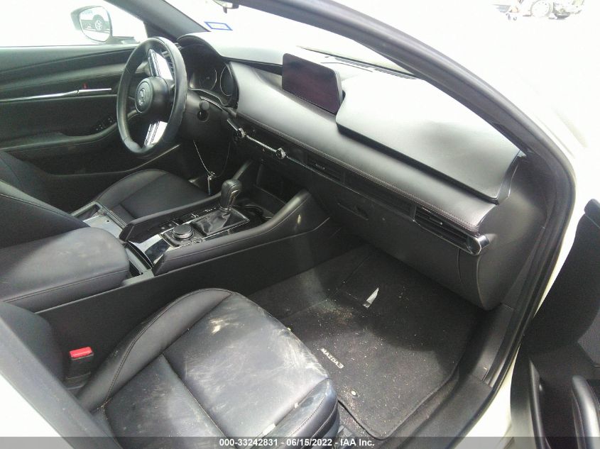 2019 MAZDA MAZDA3 HATCHBACK JM1BPAJM1K1129065