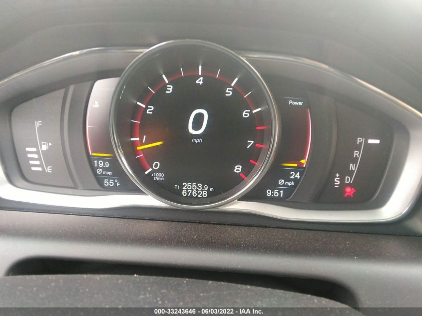 2016 VOLVO XC60 T5/PREMIER YV4612RK1G2846592