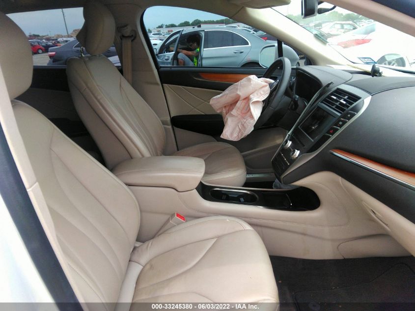 2019 LINCOLN MKC SELECT 5LMCJ2C92KUL13443