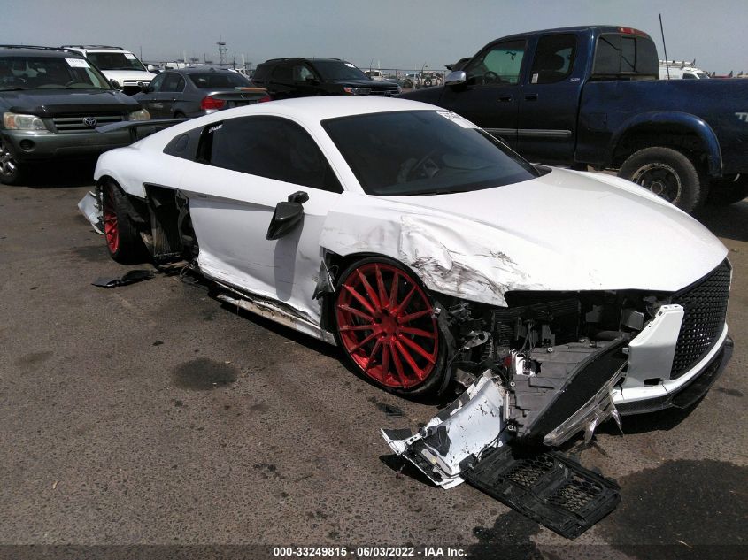 2017 AUDI R8 V10 PLUS WUAKBAFX3H7905111