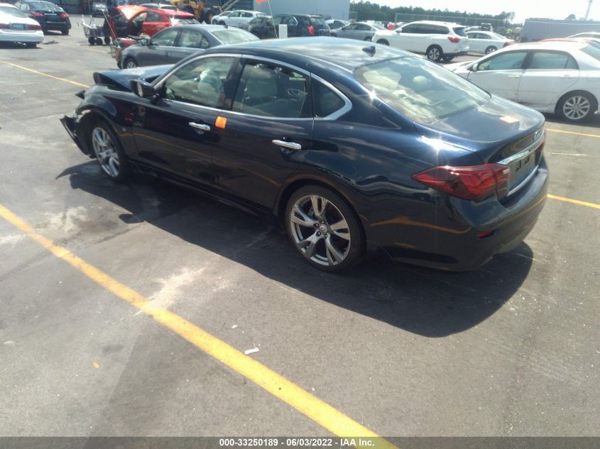 2015 INFINITI Q70 JN1BY1AP7FM541182