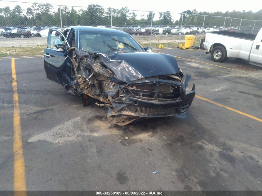 2015 INFINITI Q70 JN1BY1AP7FM541182