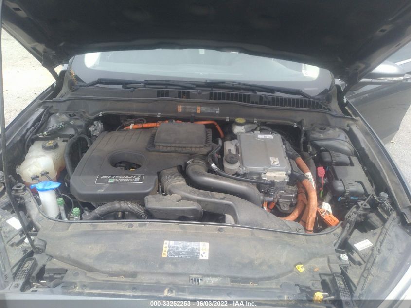2017 FORD FUSION ENERGI TITANIUM 3FA6P0SU2HR229321