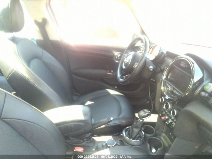2016 MINI COOPER HARDTOP 4 DOOR WMWXU1C57G2D11892