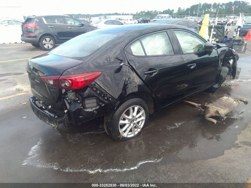 2018 MAZDA MAZDA3 4-DOOR SPORT 3MZBN1U74JM200124