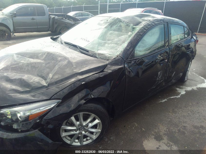 2018 MAZDA MAZDA3 4-DOOR SPORT 3MZBN1U74JM200124