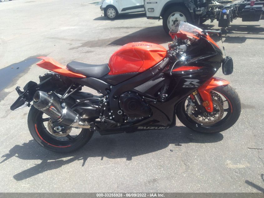 2022 SUZUKI GSX-R750 JS1GR7MA4N7100398