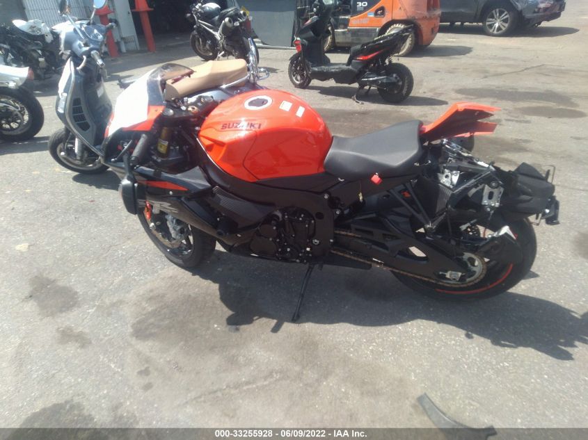 2022 SUZUKI GSX-R750 JS1GR7MA4N7100398