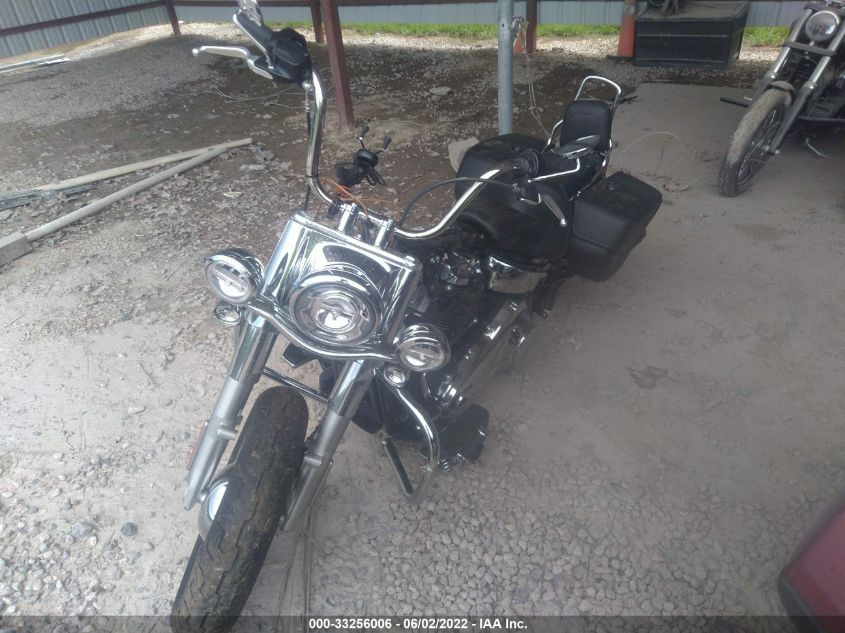 2020 HARLEY-DAVIDSON FLHC 1HD1YAJ19LB049716