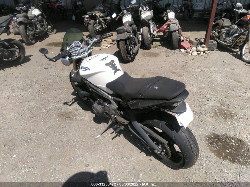 2009 TRIUMPH MOTORCYCLE STREET TRIPLE 675 SMTD01NE39J393206