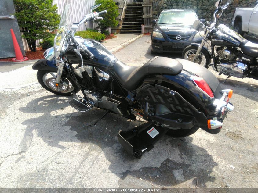 2015 HONDA VT1300 CT JH2SC6678FK500483