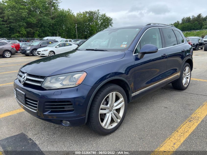 2013 VOLKSWAGEN TOUAREG EXEC WVGEF9BP1DD002935