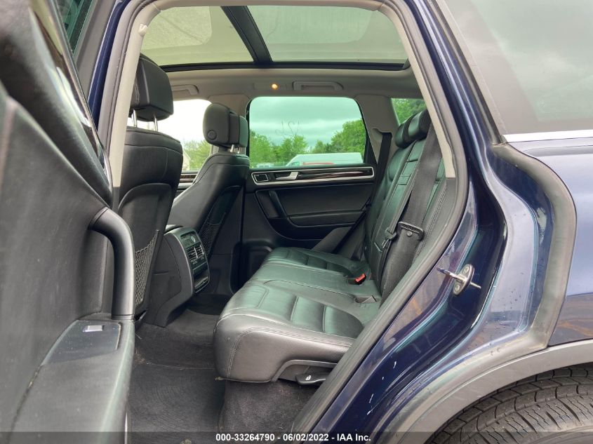 2013 VOLKSWAGEN TOUAREG EXEC WVGEF9BP1DD002935