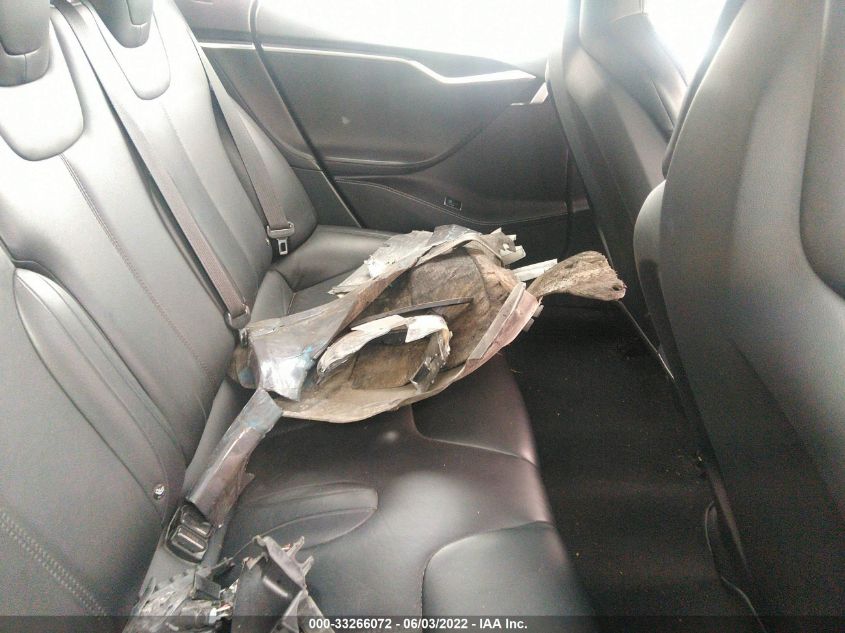 Фото: 5YJSA1E2XFF118881 - 8