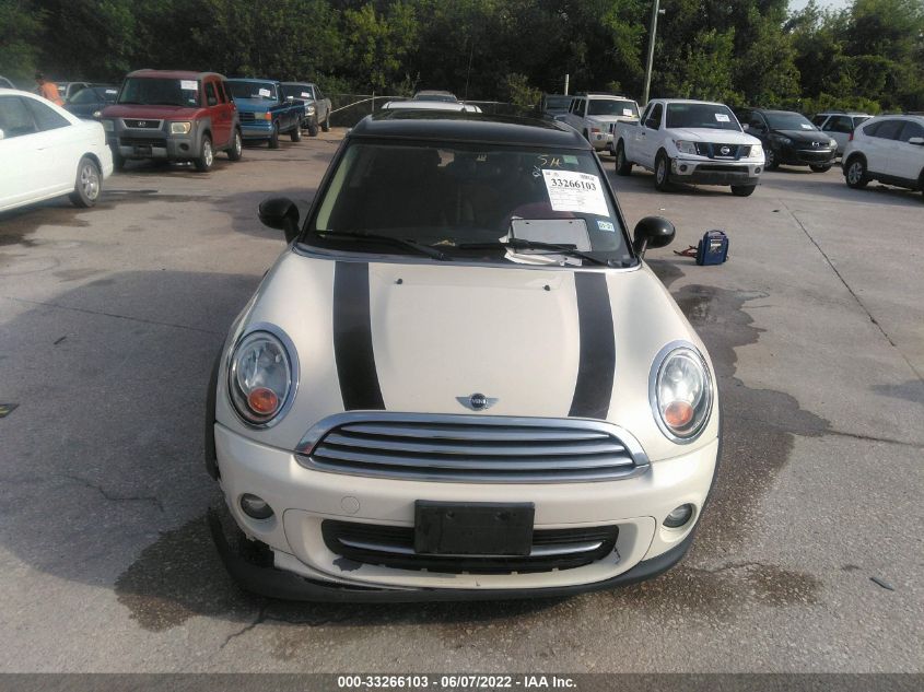 2013 MINI COOPER CLUBMAN WMWZF3C55DT490015
