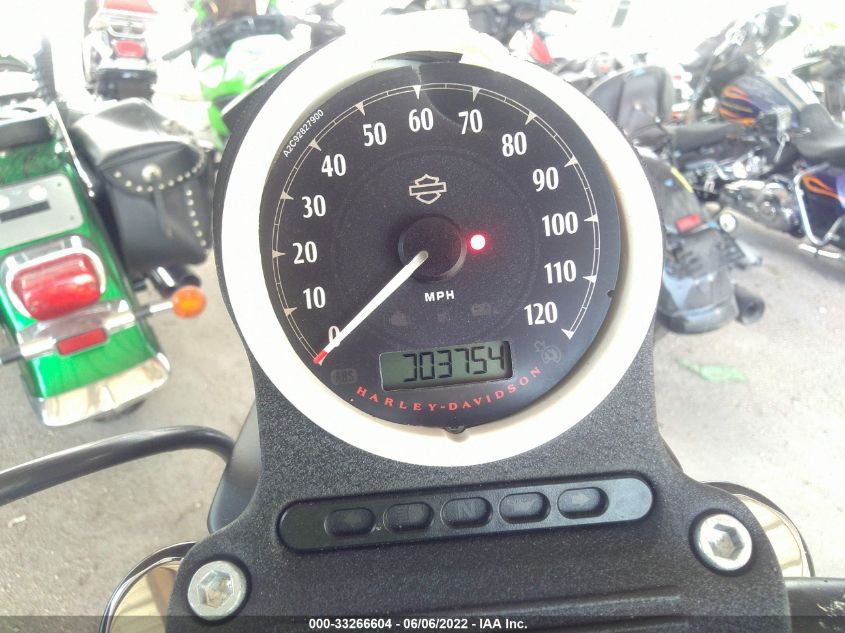 2020 HARLEY-DAVIDSON XL883 N 1HD4LE211LB433622