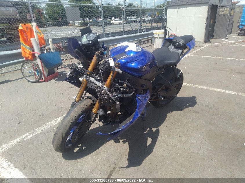 2018 YAMAHA YZFR6 JYARJ28E3JA002882