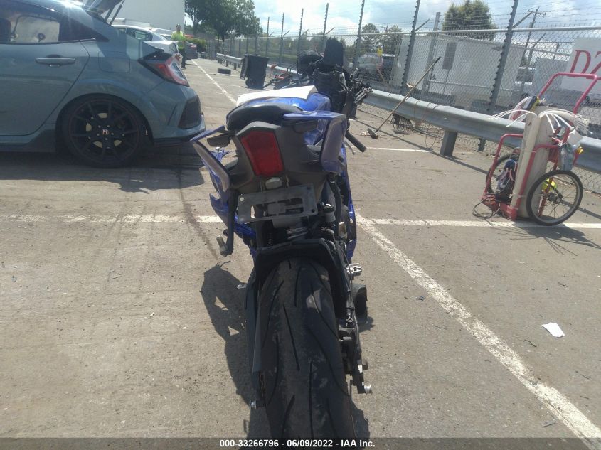 2018 YAMAHA YZFR6 JYARJ28E3JA002882
