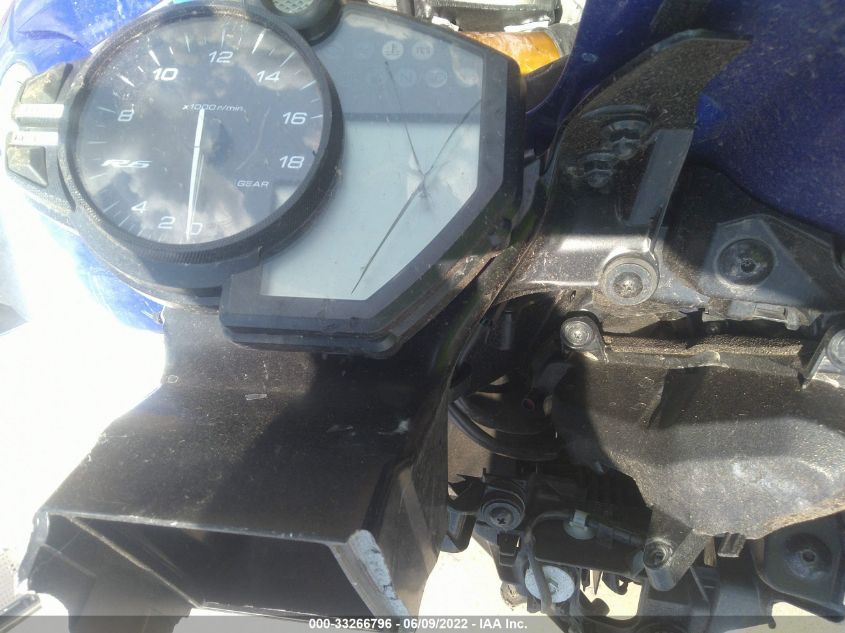2018 YAMAHA YZFR6 JYARJ28E3JA002882