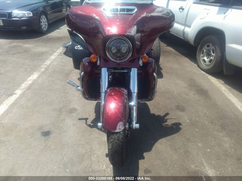 2014 HARLEY-DAVIDSON FLHXS STREET GLIDE SPECIAL 1HD1KRM19EB684370