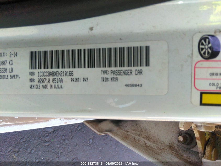 2014 CHRYSLER 200 VIN: 1C3CCBABXEN210166