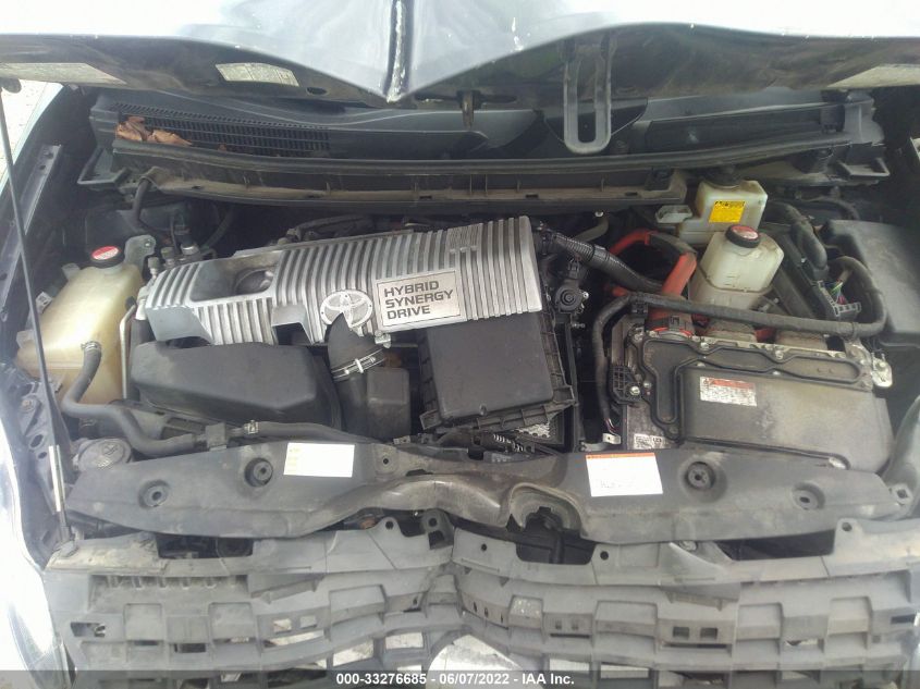 2015 TOYOTA PRIUS FOUR JTDKN3DU8F0470018