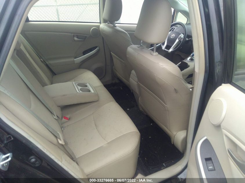 2015 TOYOTA PRIUS FOUR JTDKN3DU8F0470018