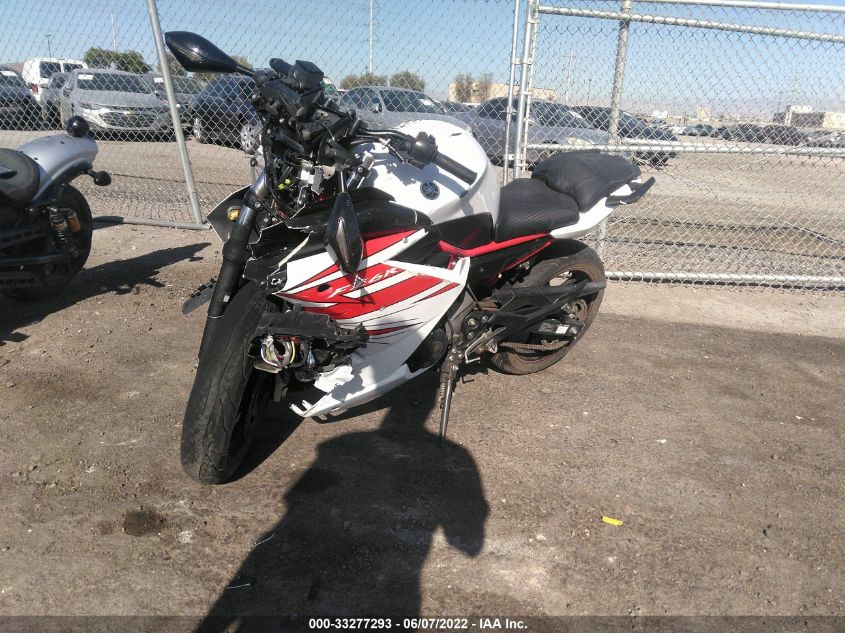 2013 YAMAHA FZ6 R JYARJ18E8DA012242