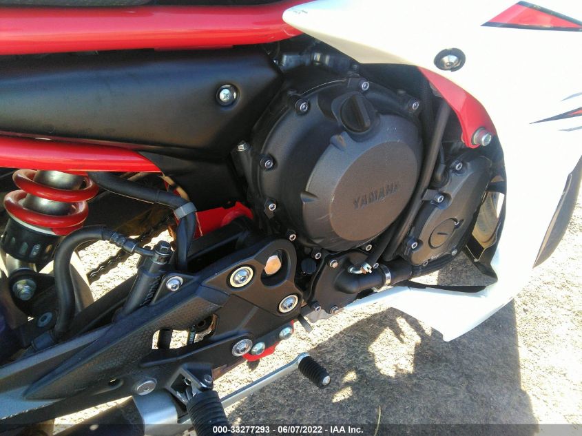 2013 YAMAHA FZ6 R JYARJ18E8DA012242