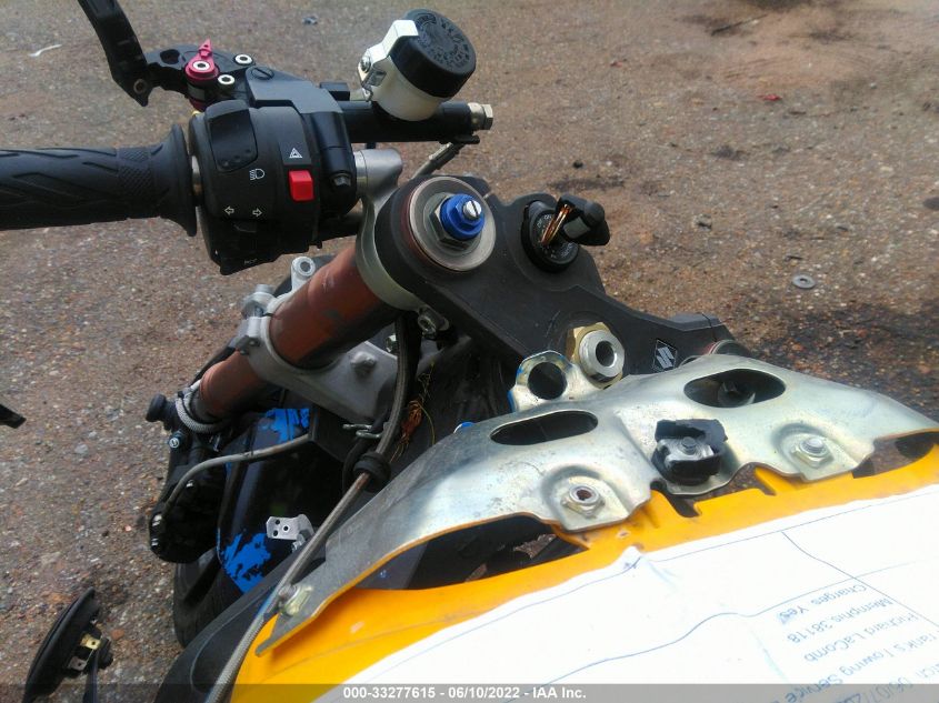 2007 SUZUKI GSX-R1000 JS1GT77AX72104808