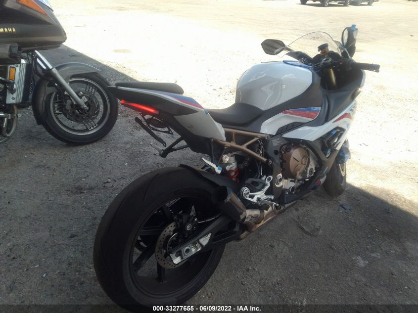 2022 BMW S 1000 RR WB10E2304N6F02586