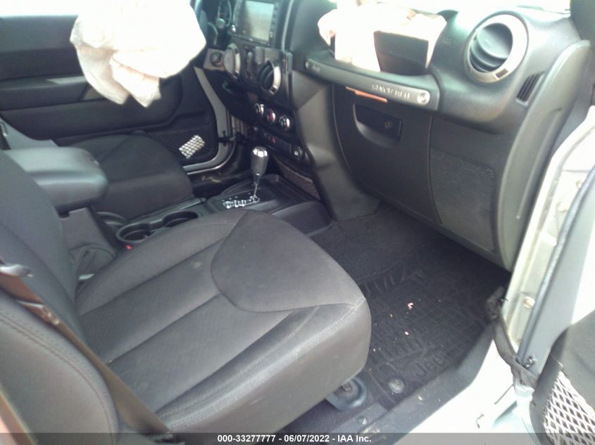 2015 JEEP WRANGLER UNLIMITED SPORT 1C4BJWDG4FL520788