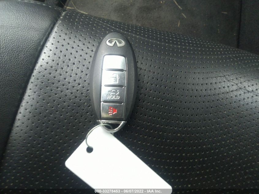 2015 INFINITI Q70 JN1BY1AR8FM561345