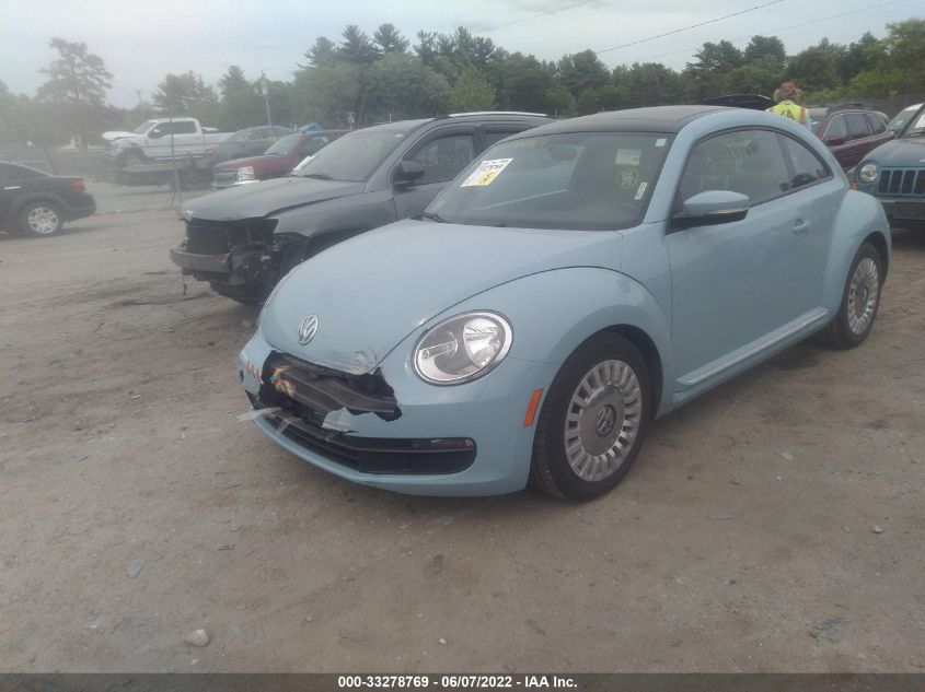 2013 VOLKSWAGEN BEETLE COUPE 2.5L W/SUN 3VWJX7AT0DM662324