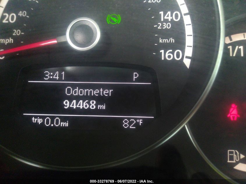 2013 VOLKSWAGEN BEETLE COUPE 2.5L W/SUN 3VWJX7AT0DM662324
